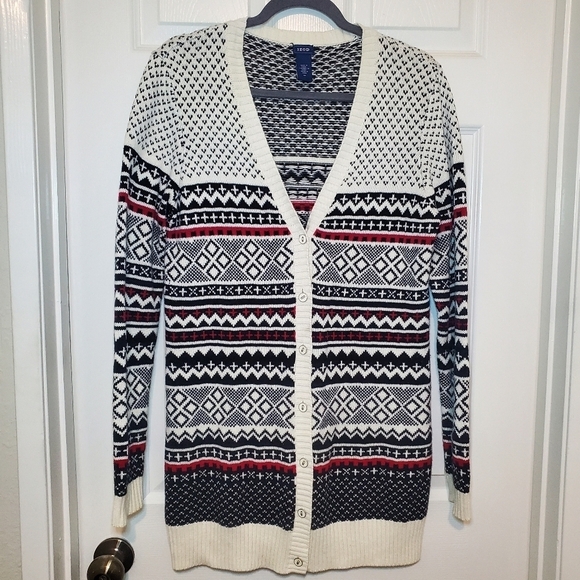 Izod Woman’s Size Medium Button Up Cardigan Knit Sweater Multi Color - Picture 1 of 12